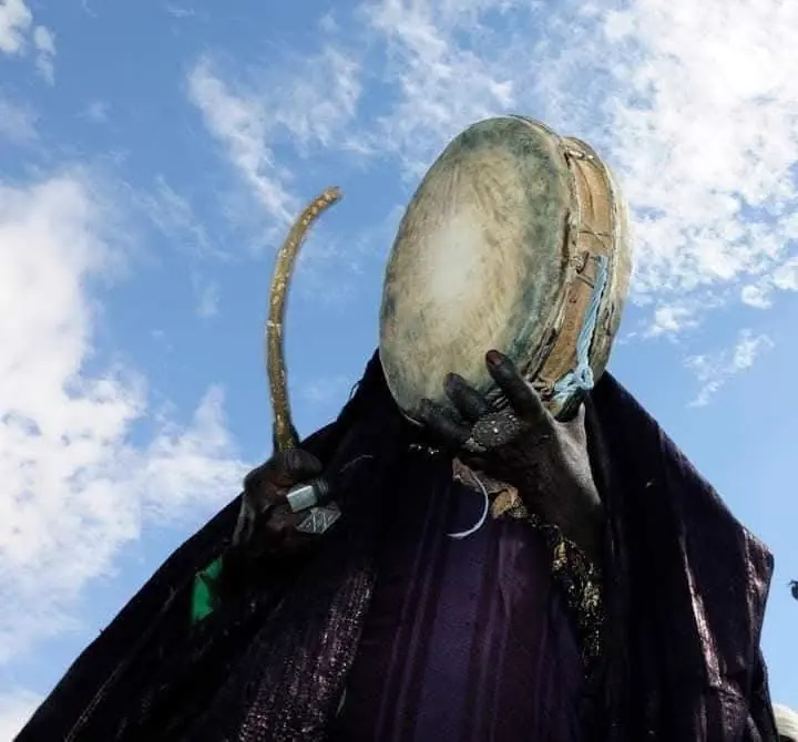 Tenue traditionnelle de la Sebeïba